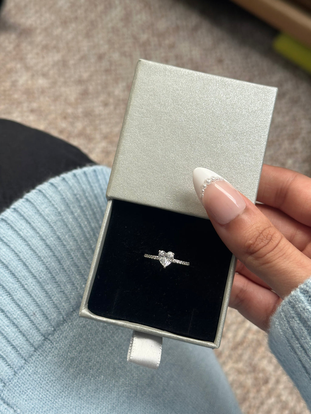 “Lovi” Ring